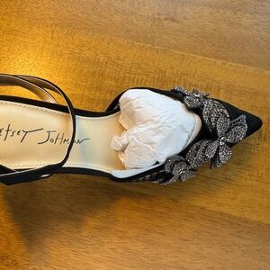 Betsey Johnson Elma Pump